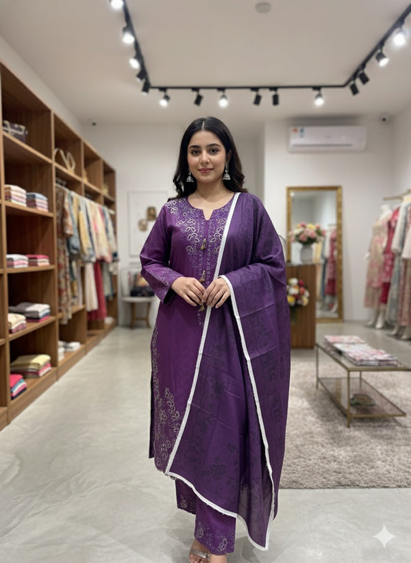 Chic purple lace Dress – Luxury Ready to Wear